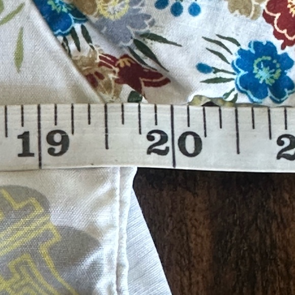 Vintage Japanese Print Top with Mandarin Collar and Frog Closures, Size M - Picture 11 of 11